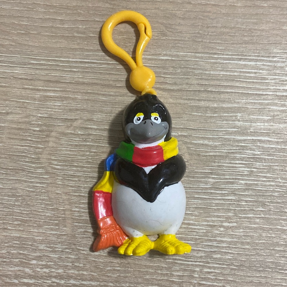 Vintage 1988 Seaworld Penguin Keychain
